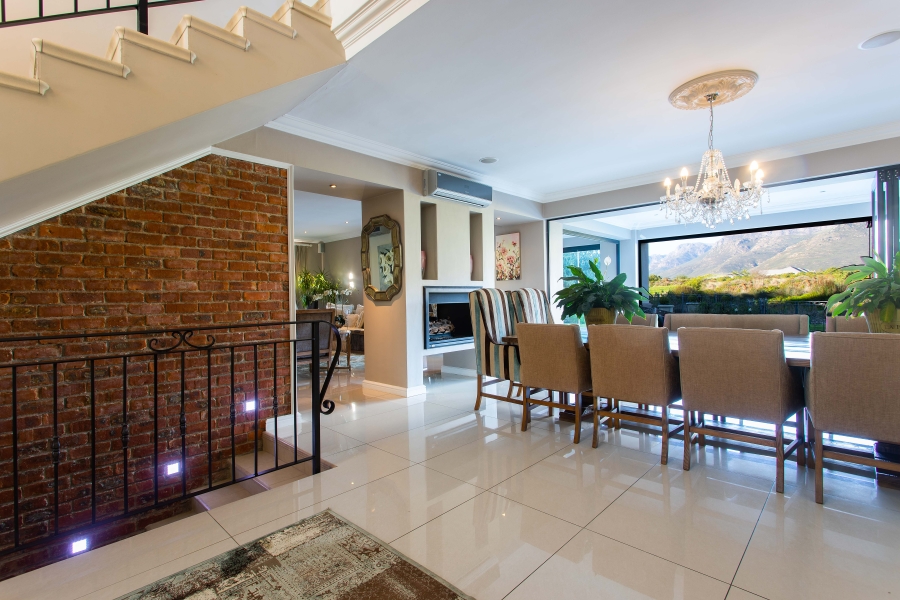 4 Bedroom Property for Sale in Val De Vie Estate Western Cape